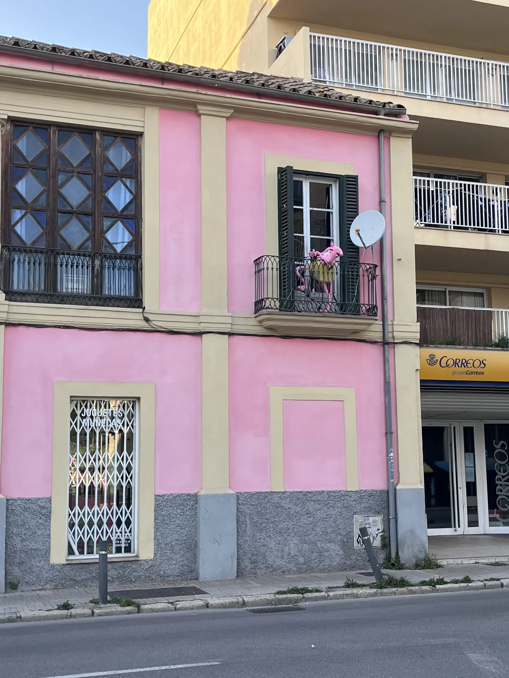 building facade in Mallorca